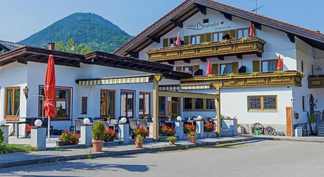 Pension Berghupferl - do legst di nieda, Book Hotel Erl 