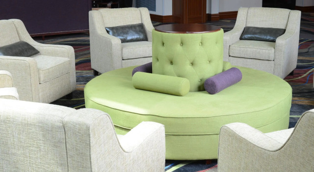 Holiday Inn Hurstbourne I-64 East, Boek Hotel Hotels in Kentucky met parkeren, Parkeren