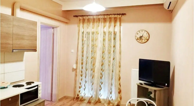Студия с балконом Monad Apartments Dragoumi