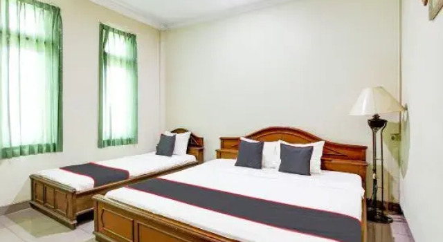 Suite Hotel O Atma Bhakti Near Solo Square Mall