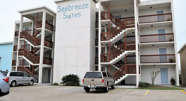 124 Sea Breeze Island Time - One Bedroom Condo