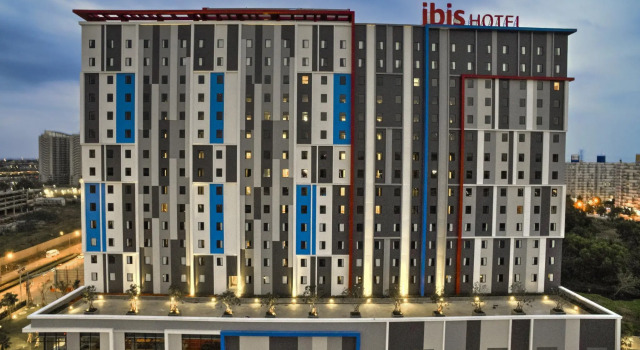 ibis Bangkok IMPACT