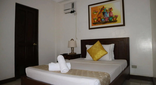 Ronamar Apartelle