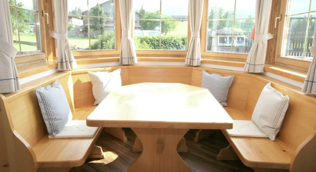 Spacious Apartment with Garden Near Ski Area in Tyrol, Забронировать Апартаменты/квартира Апартаменты Тироля, Апартаменты/квартира