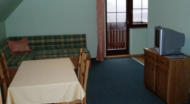 Schneeberg Apartmany, Забронировать Отель Божи Дар Рудные горы, рядом с Novako
