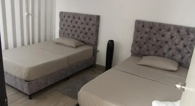 Casa Laureles Estadio Medellin, Réserver Maison de vacances Cottages à Medellín, Cottage