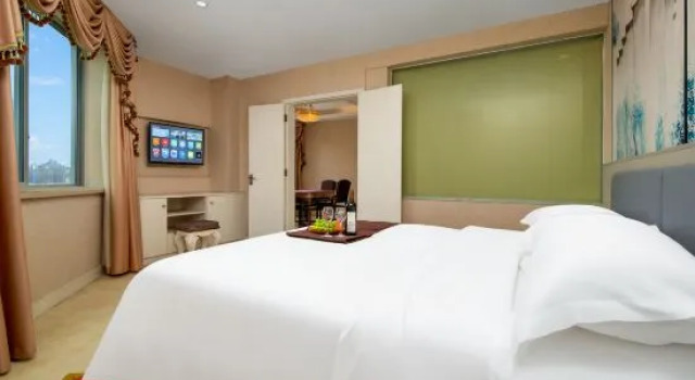 Люкс Luxury Hebe Xiyue Hotel (Loudi Guanjia Nao)