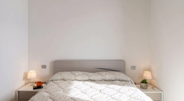 Ciclamino (GLA127), Book Hotel Gera Lario Como