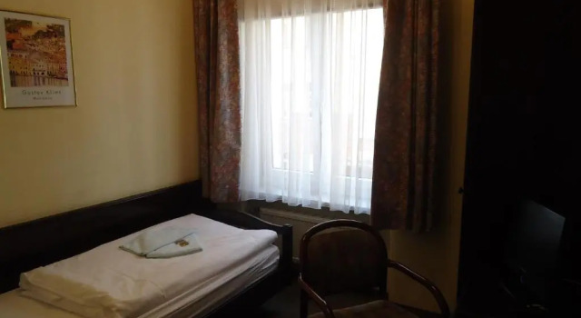 Hotel Marthahaus, Забронировать Отель Галле земля Саксония-Анхальт