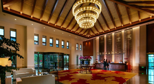 Qianhu Hotel, Boek Hotel Ningbo Zhejiang