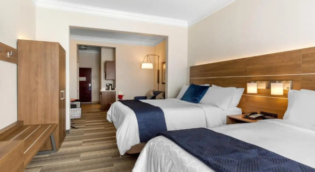 Люкс Holiday Inn Express Houston-Alvin by IHG