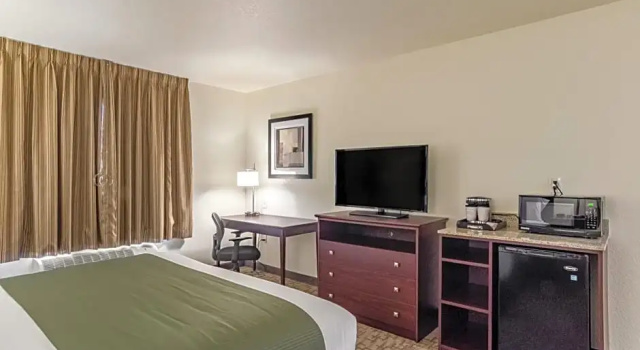Номер Standard Cobblestone Inn & Suites - Bridgeport