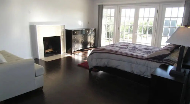 Коттедж с 4 комнатами с балконом и с видом на город 4 Bedroom Celebrity House with Pool & City View
