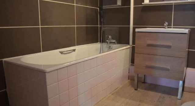 Апартаменты Hôtel du Commerce