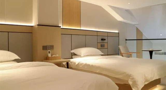 Люкс Jedda Hotel (Shanghai Luodian Ancient Town)