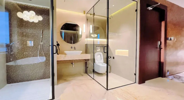 Люкс F Hotels