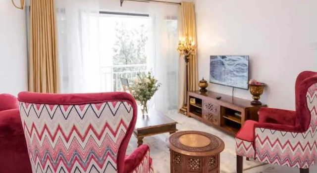 Апартаменты Lux Suites Sandalwood Gardens Apartments