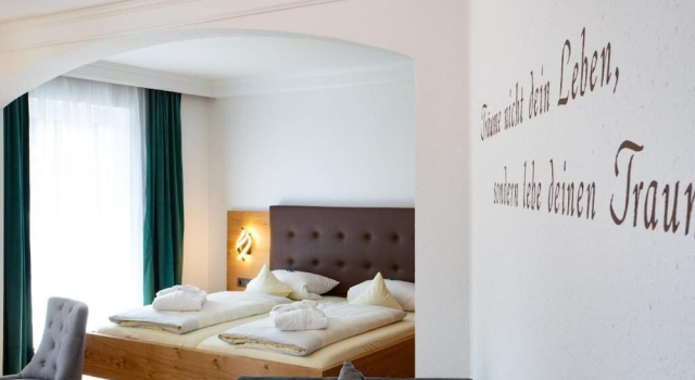 Люкс Comfort Gräfliches Hotel Alte Post