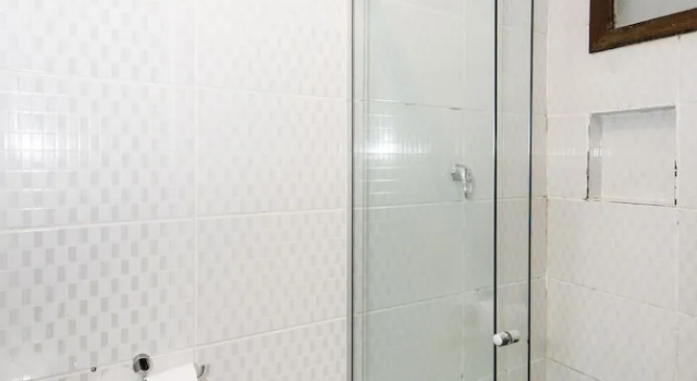 Трёхместный номер Standard La Belle Beach Hotel