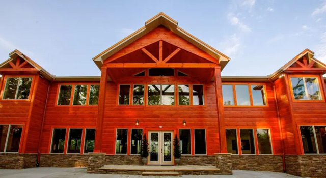 Luxury 14br Haven Views Games Hot Tubs More