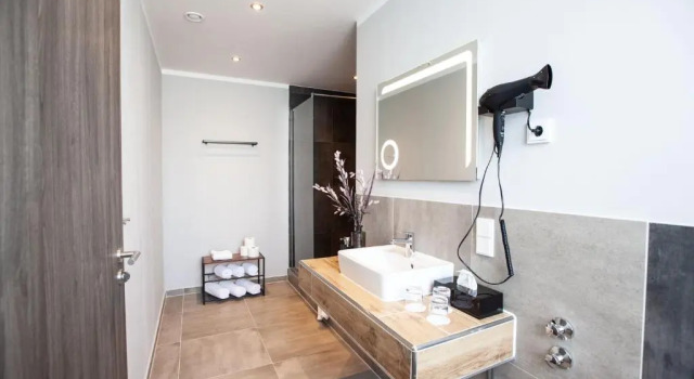 Camera tripla Comfort Elens Hotel