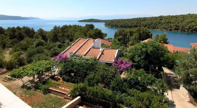 Emily - 50m From Beach - A4, Prenota Hotel Hotel a Croatian Islands con parcheggio, Parcheggio