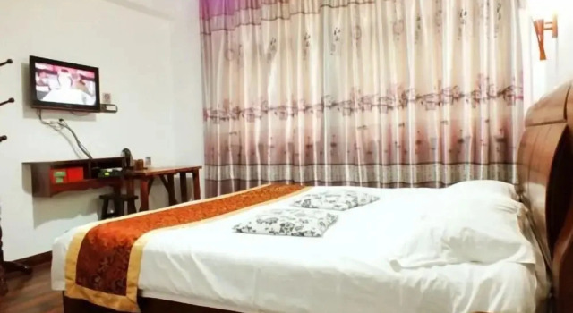 Wuzhen Xinyi Homestay, Prenota Hotel Jiaxing Zhejiang