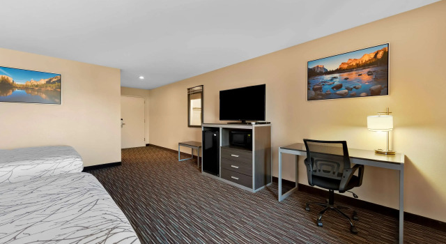 Четырёхместный номер Standard Best Western Topaz Lake Inn