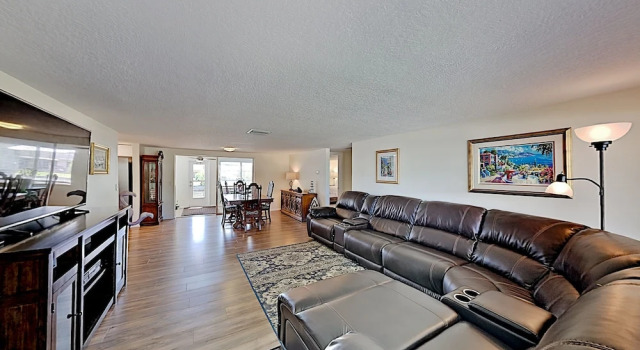 Canal-front Coastal Boat Dock & 2 Kayaks! 2 Bedroom Home