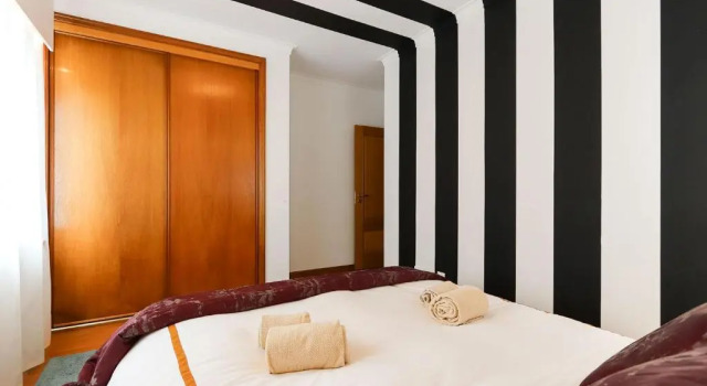Amazing Downtown Family Apartment, Забронировать Апартаменты/квартира Отели в центре Санту-Антониу, в центре, Парковка