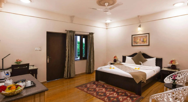 Mulberry Araliayas Resort & Spa
