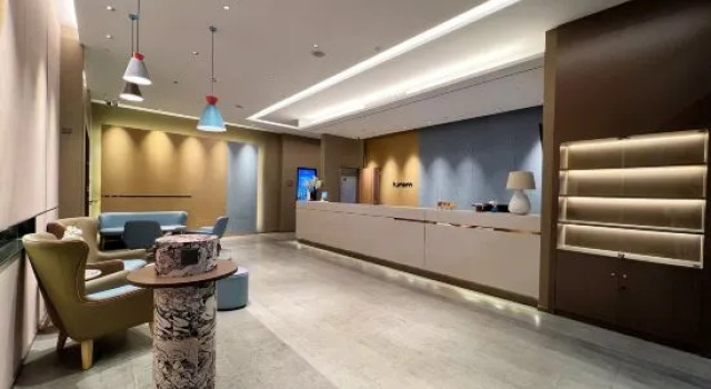Homeinn · neo (Jiaxiang Wuzhou Xiangcheng), Prenota Hotel Hotel a Shandong con parcheggio, Parcheggio