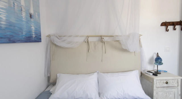 Ricos Two Bedroom Apartment - Naoussa Paros