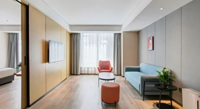 Люкс Business Manfilo Hotel (Zhangzhou West Railway Station)