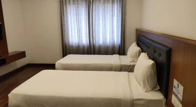 Four N Square Residency, Забронировать Отель Недорогие отели штата Кералы, недорого