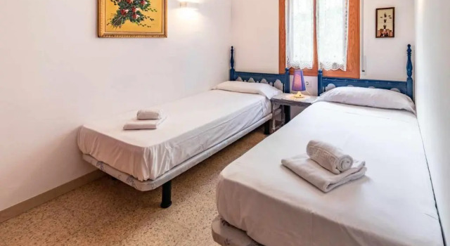 SANT CARLES 20 apartamento soleado con vistas al mar, Забронировать Апартаменты/квартира Отели Льянсса с парковкой, рядом с Музей акварели Фонда Жозепа Мартинеса Лосано, Парковка
