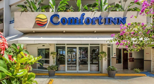 Comfort Inn & Suites Levittown, Rezerwuj Hotel Levittown San Juan
