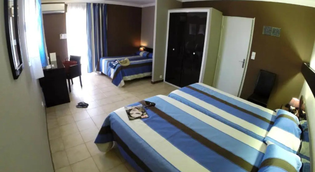 Четырёхместный номер Standard Hôtel Beach