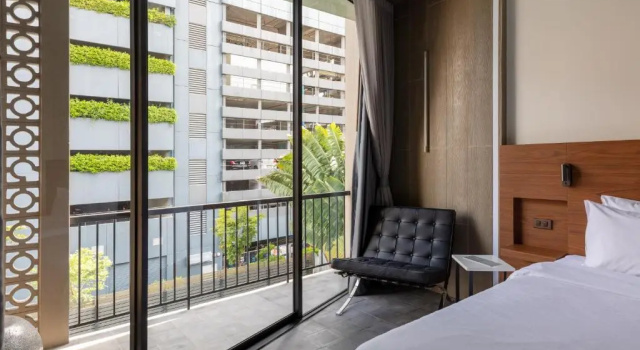 Двухместный номер Standard с видом на бассейн Reno hotel