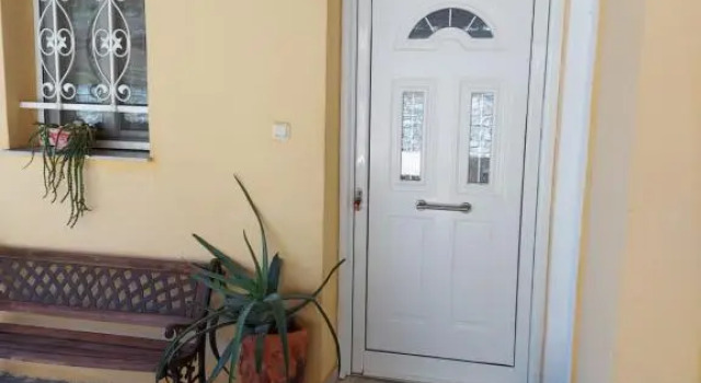 Коттедж Kerkis View House