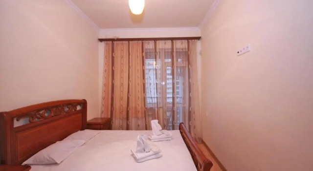 Rent Inn Yerevan on Buzand Street, Забронировать Отель Отели Еревана 4 звезды, рядом с Площадь Республики, 4*