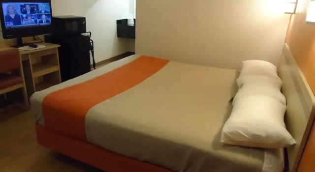 Люкс Deluxe Motel 6 Amarillo, TX - West