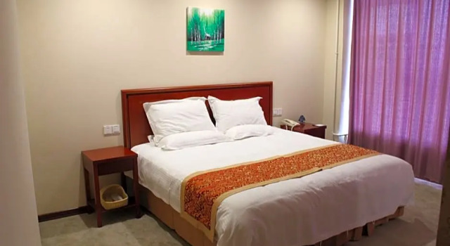 Двухместный номер Business GreenTree Inn Shanghai Caohejing Songjiang Jiuxin Road Business Hotel