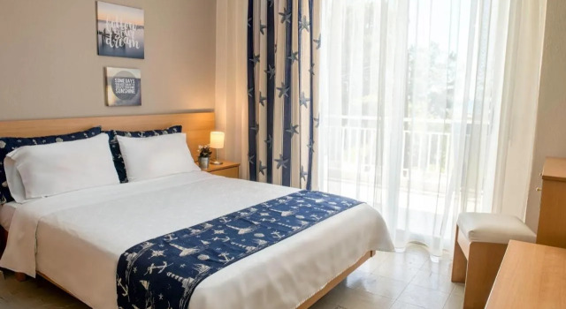 Georgalas Rest Apartments, Book Lejlighed Nea Kalikratia 