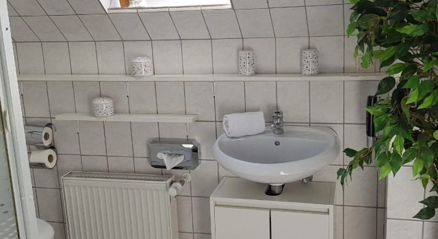 Трёхместный номер Standard Hotelbetriebe Güldenhaupt GmbH