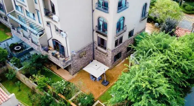 Wanyun Courtyard (Jinlin Bay, Qujing), Rezerwuj Hotel Hotele w Qujing z parkingiem, Parking