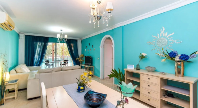 RentAndHomes Los Boliches Blue&Green Apt, Забронировать Отель Отели Фуэнхирола 3 звезды, рядом с Salon Varietes Theatre, 3*