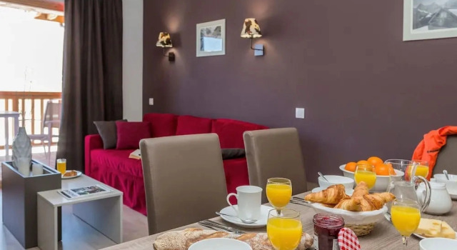 Chalet in Paradiski With Pool & Spa