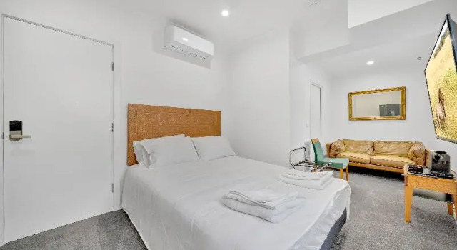 Студия Deluxe Grosvenor 3121 Richmond