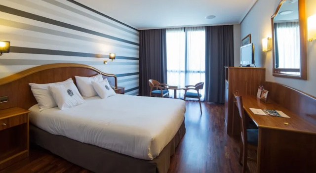 Номер Standard Hotel Laias Caldaria